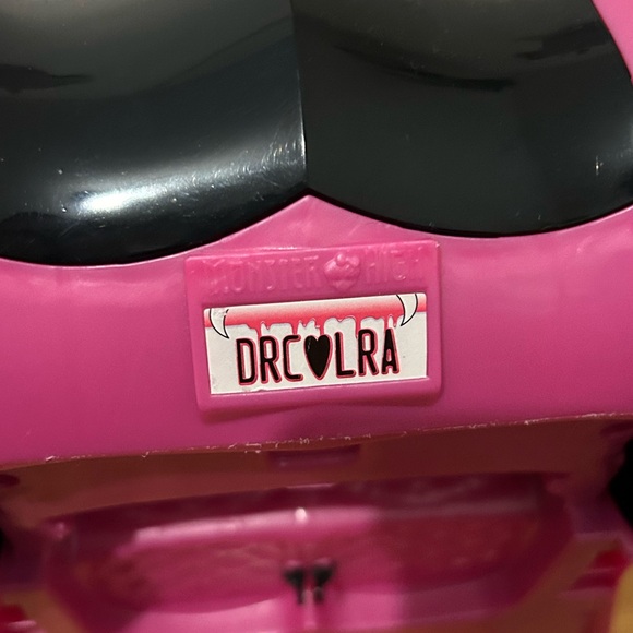 Monster High Sweet 1600 Draculaura’s Roadster (G1) - Picture 6 of 6